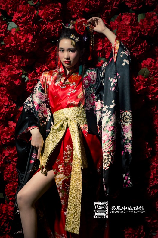 中式禮服,中式秀禾服,中式龍鳳褂,中式婚紗,中式婚紗推薦,龍鳳褂推薦,中式禮服出租,中式婚紗訂製,秀禾服出租,龍鳳褂款式,秀禾服,龍鳳褂