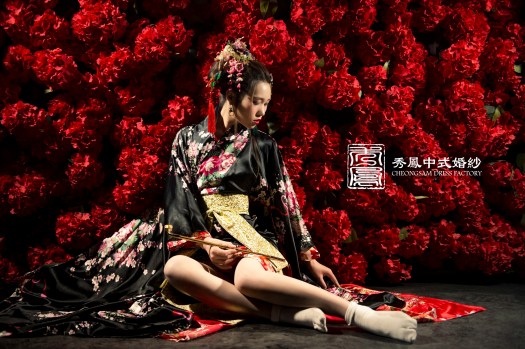 中式禮服,中式秀禾服,中式龍鳳褂,中式婚紗,中式婚紗推薦,龍鳳褂推薦,中式禮服出租,中式婚紗訂製,秀禾服出租,龍鳳褂款式,秀禾服,龍鳳褂