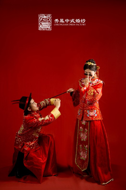 中式禮服,中式秀禾服,中式龍鳳褂,中式婚紗,中式婚紗推薦,龍鳳褂推薦,中式禮服出租,中式婚紗訂製,秀禾服出租,龍鳳褂款式,秀禾服,龍鳳褂