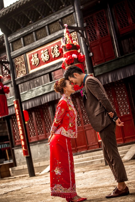 中式禮服,中式秀禾服,中式龍鳳褂,中式婚紗,中式婚紗推薦,龍鳳褂推薦,中式禮服出租,中式婚紗訂製,秀禾服出租,龍鳳褂款式,秀禾服,龍鳳褂