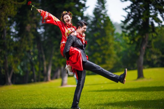 中式禮服,中式秀禾服,中式龍鳳褂,中式婚紗,中式婚紗推薦,龍鳳褂推薦,中式禮服出租,中式婚紗訂製,秀禾服出租,龍鳳褂款式,秀禾服,龍鳳褂