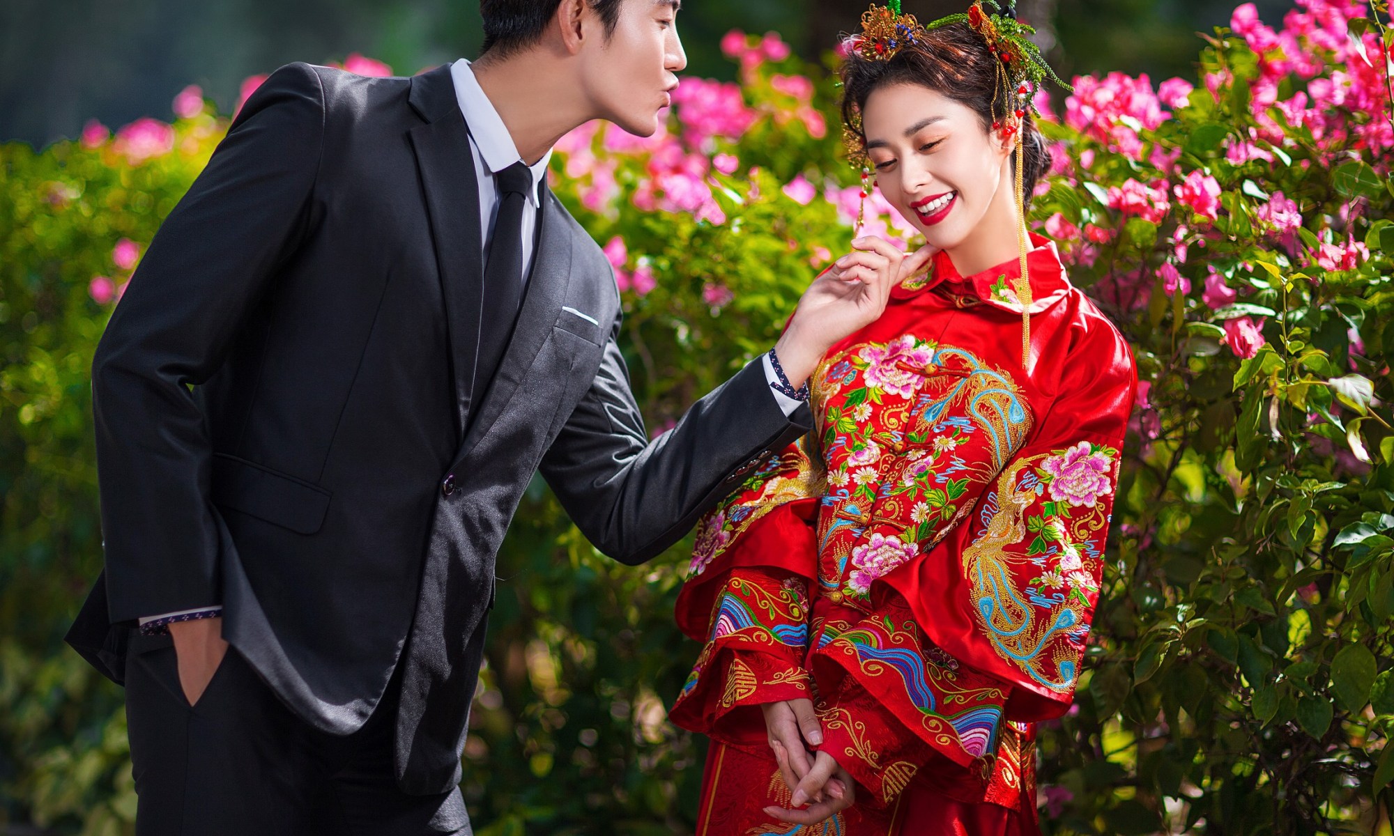 中式禮服,中式秀禾服,中式龍鳳褂,中式婚紗,中式婚紗推薦,龍鳳褂推薦,中式禮服出租,中式婚紗訂製,秀禾服出租,龍鳳褂款式,秀禾服,龍鳳褂