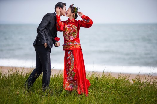 中式禮服,中式秀禾服,中式龍鳳褂,中式婚紗,中式婚紗推薦,龍鳳褂推薦,中式禮服出租,中式婚紗訂製,秀禾服出租,龍鳳褂款式,秀禾服,龍鳳褂