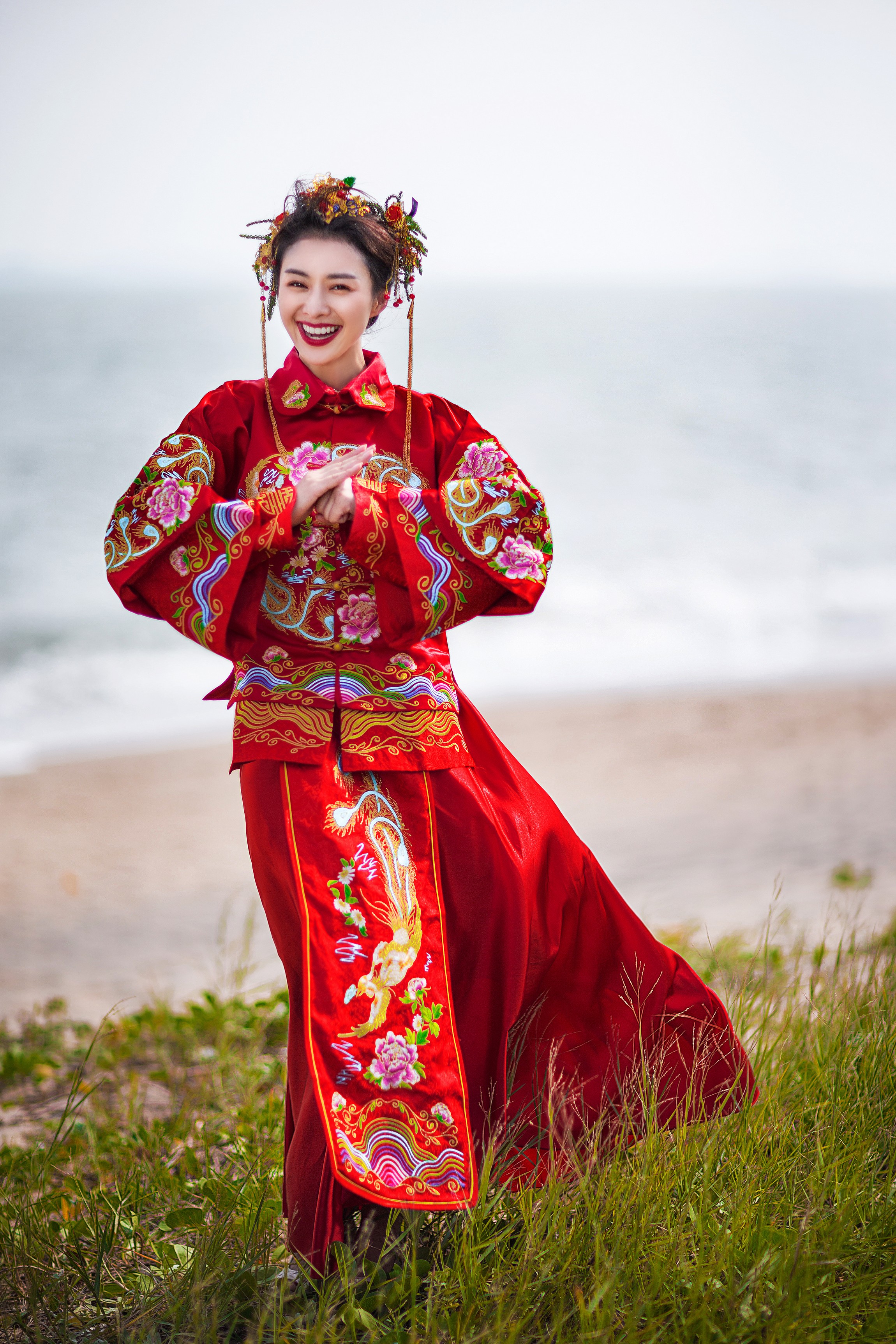 中式禮服,中式秀禾服,中式龍鳳褂,中式婚紗,中式婚紗推薦,龍鳳褂推薦,中式禮服出租,中式婚紗訂製,秀禾服出租,龍鳳褂款式,秀禾服,龍鳳褂