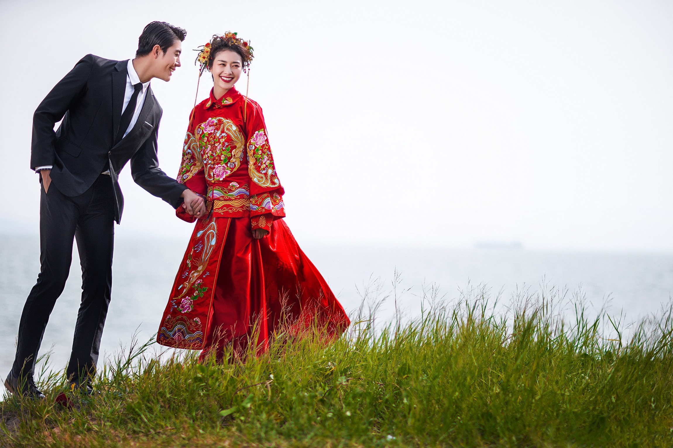 中式禮服,中式秀禾服,中式龍鳳褂,中式婚紗,中式婚紗推薦,龍鳳褂推薦,中式禮服出租,中式婚紗訂製,秀禾服出租,龍鳳褂款式,秀禾服,龍鳳褂