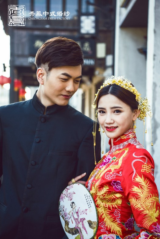 中式禮服,中式秀禾服,中式龍鳳褂,中式婚紗,中式婚紗推薦,龍鳳褂推薦,中式禮服出租,中式婚紗訂製,秀禾服出租,龍鳳褂款式,秀禾服,龍鳳褂