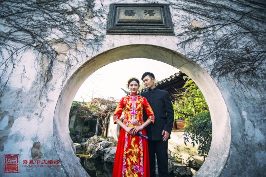 中式禮服,中式秀禾服,中式龍鳳褂,中式婚紗,中式婚紗推薦,龍鳳褂推薦,中式禮服出租,中式婚紗訂製,秀禾服出租,龍鳳褂款式,秀禾服,龍鳳褂