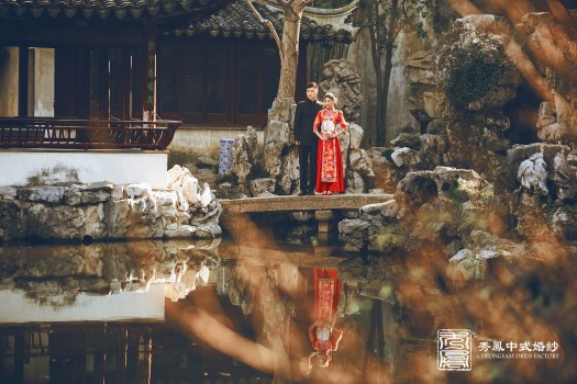 中式禮服,中式秀禾服,中式龍鳳褂,中式婚紗,中式婚紗推薦,龍鳳褂推薦,中式禮服出租,中式婚紗訂製,秀禾服出租,龍鳳褂款式,秀禾服,龍鳳褂