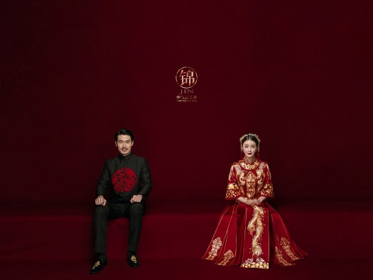 中式禮服,中式秀禾服,中式龍鳳褂,中式婚紗,中式婚紗推薦,龍鳳褂推薦,中式禮服出租,中式婚紗訂製,秀禾服出租,龍鳳褂款式,秀禾服,龍鳳褂