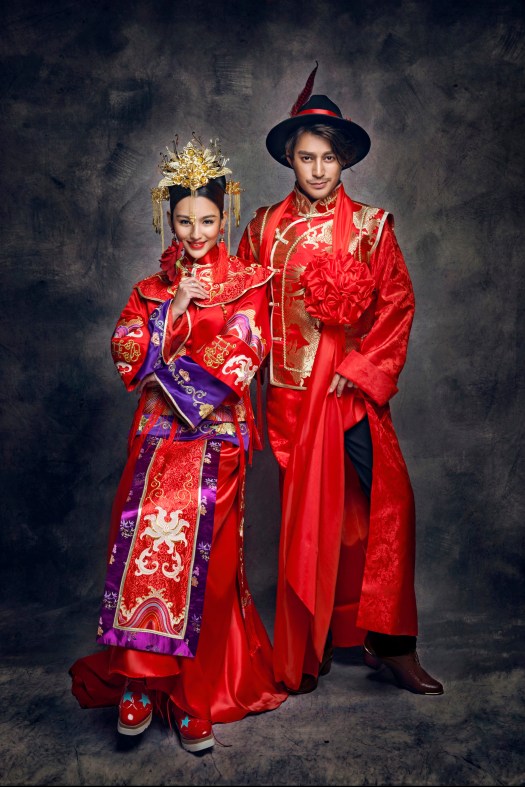 中式禮服,中式秀禾服,中式龍鳳褂,中式婚紗,中式婚紗推薦,龍鳳褂推薦,中式禮服出租,中式婚紗訂製,秀禾服出租,龍鳳褂款式,秀禾服,龍鳳褂