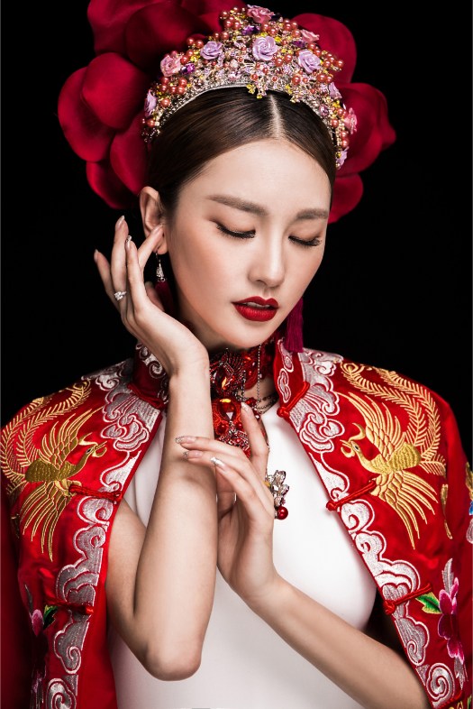 中式禮服,中式秀禾服,中式龍鳳褂,中式婚紗,中式婚紗推薦,龍鳳褂推薦,中式禮服出租,中式婚紗訂製,秀禾服出租,龍鳳褂款式,秀禾服,龍鳳褂