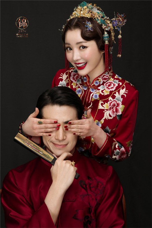 中式禮服,中式秀禾服,中式龍鳳褂,中式婚紗,中式婚紗推薦,龍鳳褂推薦,中式禮服出租,中式婚紗訂製,秀禾服出租,龍鳳褂款式,秀禾服,龍鳳褂