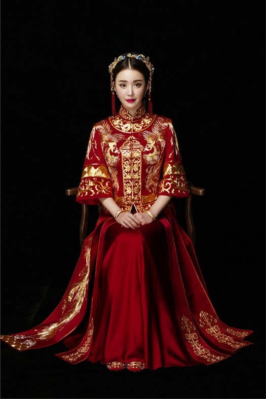 中式禮服,中式秀禾服,中式龍鳳褂,中式婚紗,中式婚紗推薦,龍鳳褂推薦,中式禮服出租,中式婚紗訂製,秀禾服出租,龍鳳褂款式,秀禾服,龍鳳褂