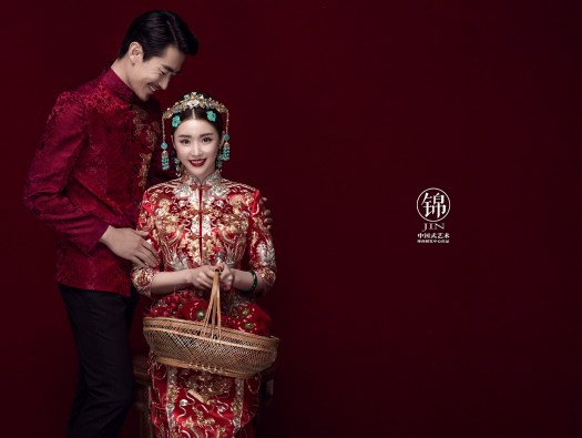 中式禮服,中式秀禾服,中式龍鳳褂,中式婚紗,中式婚紗推薦,龍鳳褂推薦,中式禮服出租,中式婚紗訂製,秀禾服出租,龍鳳褂款式,秀禾服,龍鳳褂