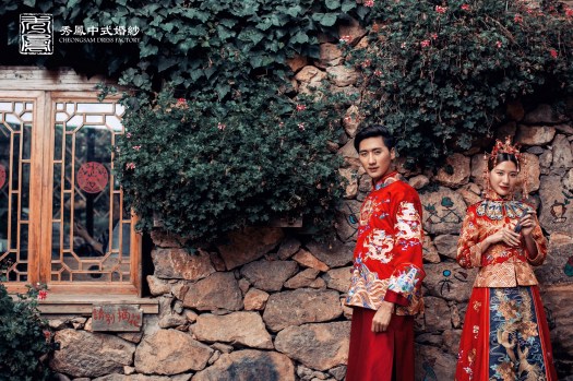 中式禮服,中式秀禾服,中式龍鳳褂,中式婚紗,中式婚紗推薦,龍鳳褂推薦,中式禮服出租,中式婚紗訂製,秀禾服出租,龍鳳褂款式,秀禾服,龍鳳褂