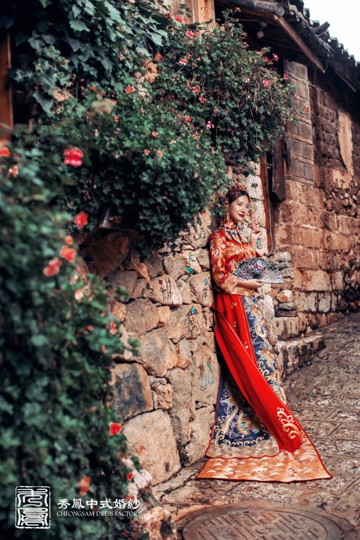 中式禮服,中式秀禾服,中式龍鳳褂,中式婚紗,中式婚紗推薦,龍鳳褂推薦,中式禮服出租,中式婚紗訂製,秀禾服出租,龍鳳褂款式,秀禾服,龍鳳褂
