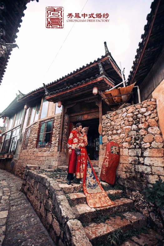 中式禮服,中式秀禾服,中式龍鳳褂,中式婚紗,中式婚紗推薦,龍鳳褂推薦,中式禮服出租,中式婚紗訂製,秀禾服出租,龍鳳褂款式,秀禾服,龍鳳褂