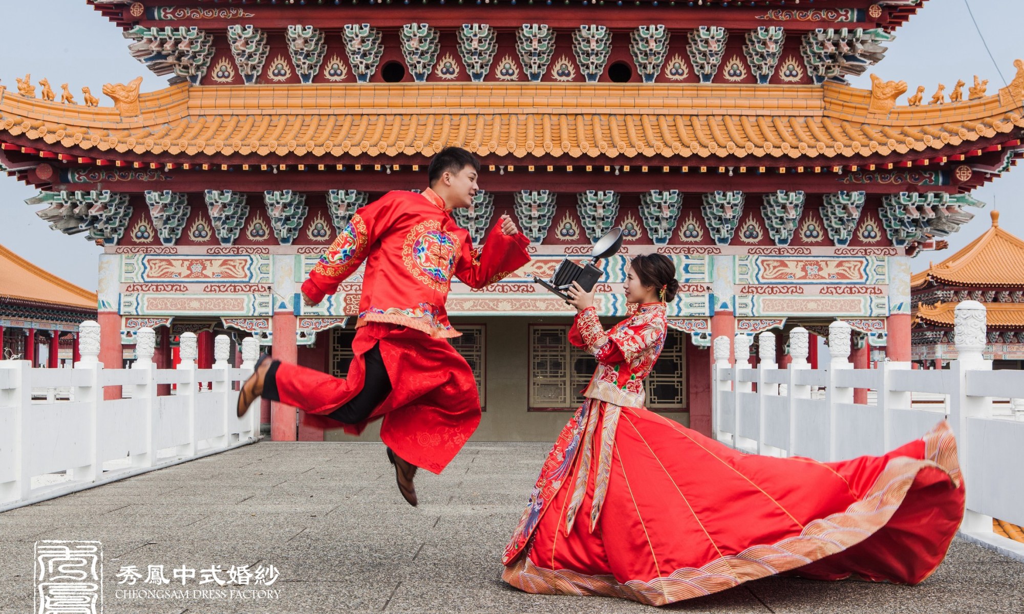 中式禮服,中式秀禾服,中式龍鳳褂,中式婚紗,中式婚紗推薦,龍鳳褂推薦,中式禮服出租,中式婚紗訂製,秀禾服出租,龍鳳褂款式,秀禾服,龍鳳褂