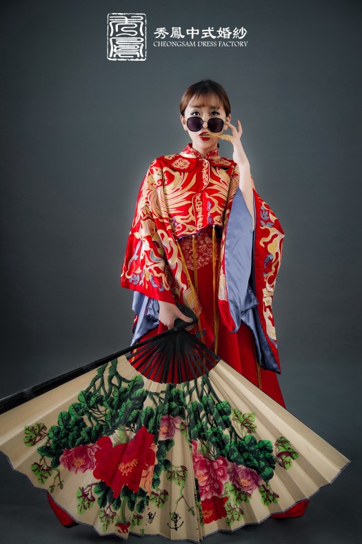 中式禮服,中式秀禾服,中式龍鳳褂,中式婚紗,中式婚紗推薦,龍鳳褂推薦,中式禮服出租,中式婚紗訂製,秀禾服出租,龍鳳褂款式,秀禾服,龍鳳褂